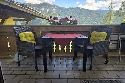 Balcony, quiet, comfortable