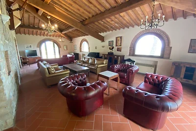 Ferienhaus in Chianni mit Garten