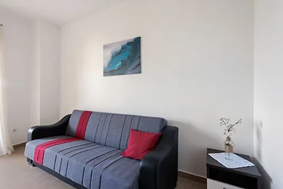Apartment in Nevi?ane f�r 6 Personen