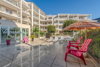 Appartement aan de kust bij het strand