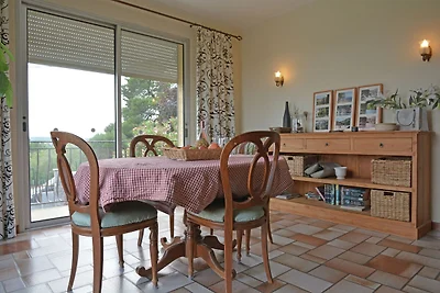 Schöne Villa mit Pool und Jacuzzi in...