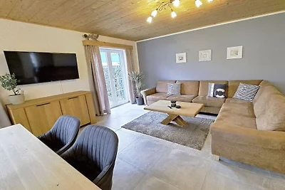 Ferienhaus in Altefähr mit Schwimmbecken