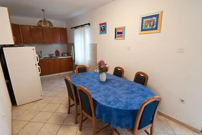 Three Bedroom apartment With Sea View
