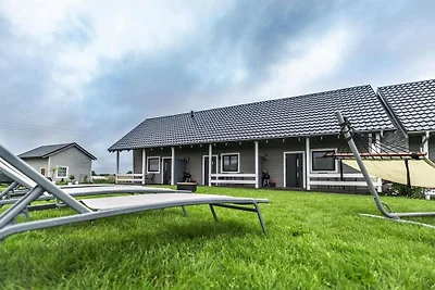 Ferienhaus mit Terrasse, Pool, Sauna,...