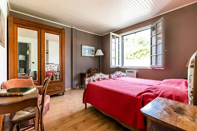 Appartement in Andernos met privézwembad