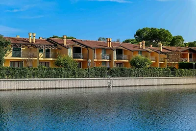 Belvilla von OYO Village Albarella Trilo