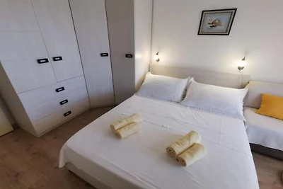 One Bedroom Apartment with Sea View and...