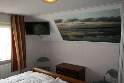 Ferienhaus in wierum mit Schwimmbecken