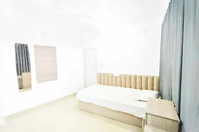 Super Hotel O Chakkaraparambu Vyttila