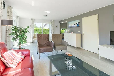 Charmante Villa in der Nähe von Meer und Wald