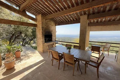 Villa con piscina privata a Tourtour