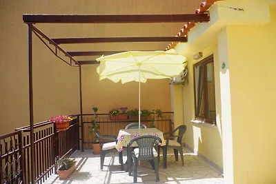 Boutique-Wohnung in Pješcana Uvala mit Balkon
