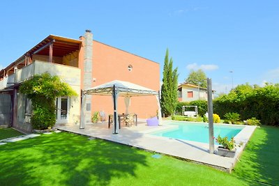Wunderschöne Villa mit Swimmingpool in Lucca