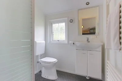 Cozy cottage with dishwasher, Utrecht at just...