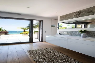 Luxury Seafront Villa with 2 Private Pools