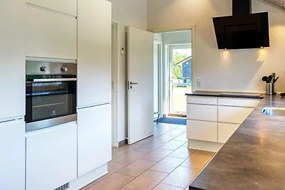 10 Personen Ferienhaus in Væggerløse