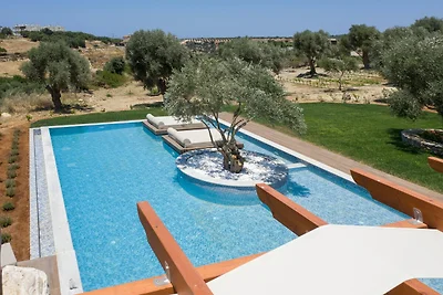 Villa in Prinos mit Pool & Strandnähe