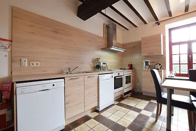 Piacevole casa vacanze con barbeque a Hotton