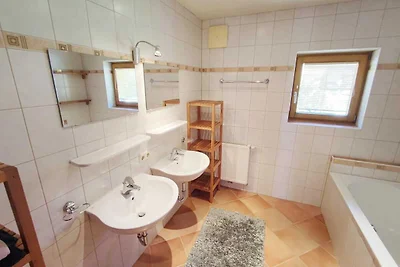 Ferienwohnung in Ramsau in Tirol mit Balkon