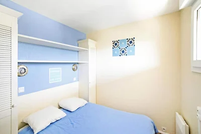 Marineblaue Residenz mit einem Zimmer