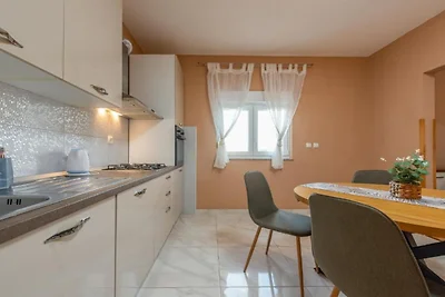 Sweet Apartment Dora- Two Bedroom Apartment w...