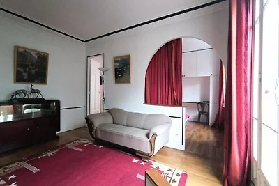 Appartement in Parijs in rustige jaren...