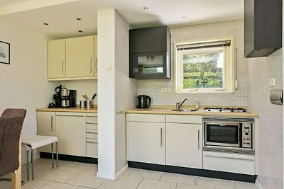 Holiday house in Ouddorp with 3 bedrooms