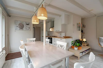 Bungalow in Sint Maartenszee am Strand