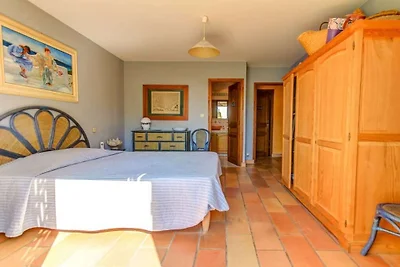 Villa a Les Issambres con piscina