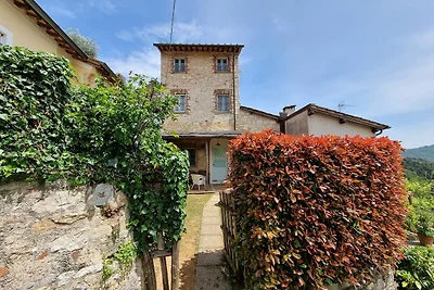 Ferienhaus in Orbicciano-Camaiore-LU mit priv...