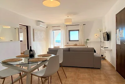 Reihenhaus in Nerja mit Meerblick & Pool