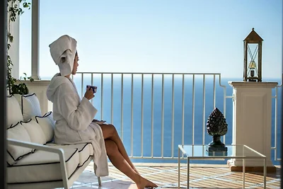 Villa a Praiano con vista sul mare di Capri