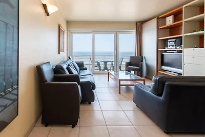 Wohnung mit Terrasse und Meerblick in...