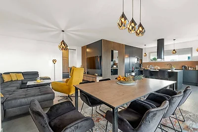 Apartment in der Nähe des felsigen Strandes...