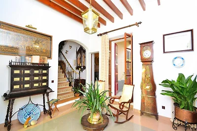 Villa in Muro met zwembad en uitzicht op het...