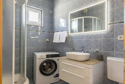 One Bedroom Apartment with Terrace (A1)