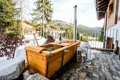 Chalet in Königsleiten am Skilift Zillertal