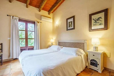 Schönes Ferienhaus mit Pool