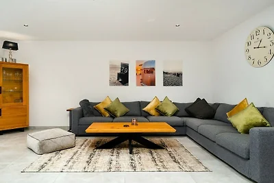 Ferienwohnung in Hage mit Schwimmbecken