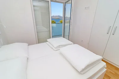 Villa E & D - Four Bedroom Villa with Pool an...
