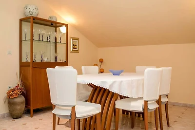 Guest House Villa Anggela - Two Bedroom Apart...
