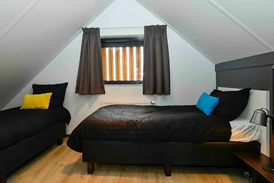 Villa moderna con sauna e spa all'aperto