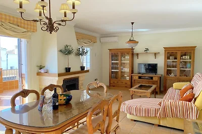 Villa in Spagna con piscina vicino spiaggia