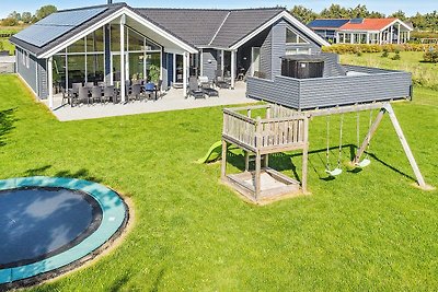 14 persoons vakantie huis in Idestrup