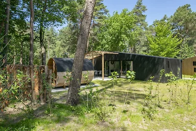 Modernes Chalet mit Wellness, in einem Ferien...