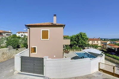 Ferienhaus in Ližnjan nahe am Strand