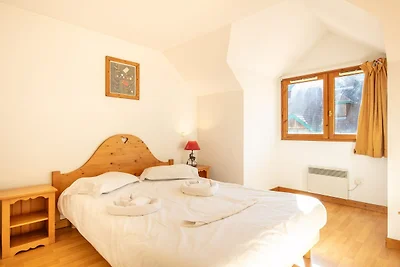 Große 8-Personen-Wohnung in Giez