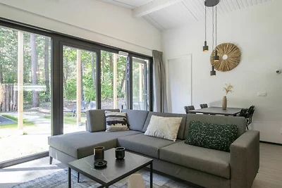 Modernes Chalet mit Wellness, in einem Ferien...