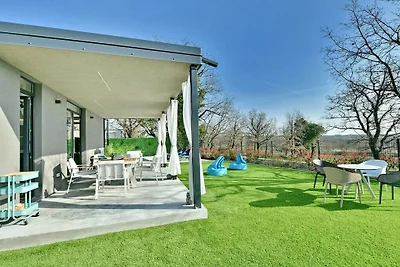 Villa Barcolana