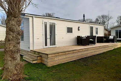 Chalet in Hippolytushoef mit Terrasse